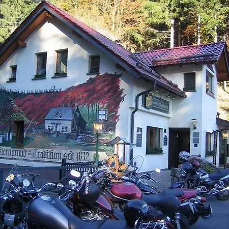 & Sterngrund Zella-Mehlis