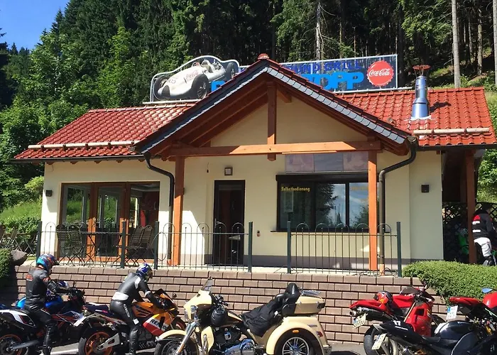 & Sterngrund Hotel 3*