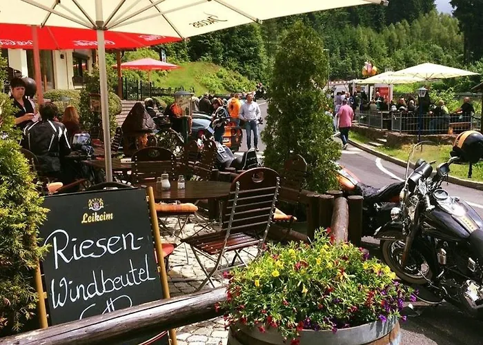 Hotel & Sterngrund 3*