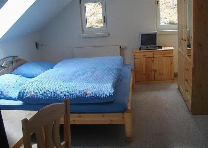 & Sterngrund Hotel 3*